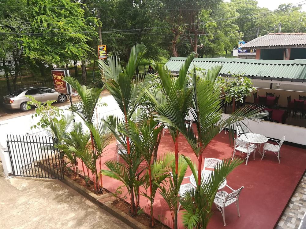 French Garden Tourist Rest Hotel Anuradhapura Exterior photo