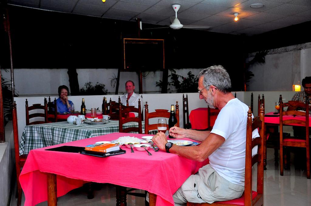 French Garden Tourist Rest Hotel Anuradhapura Exterior photo